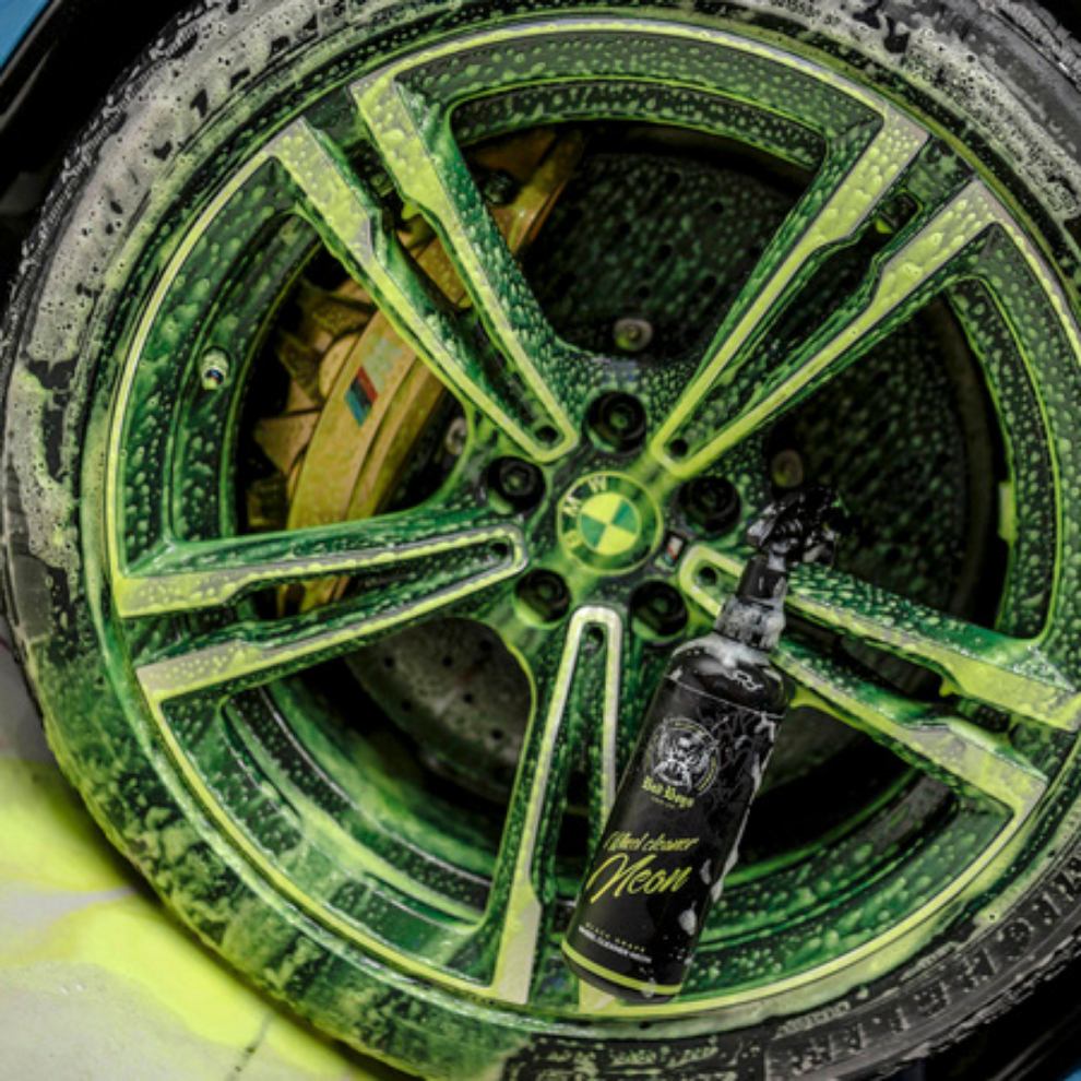 BadBoys Infernal Neon ratlankių valiklis 500ml